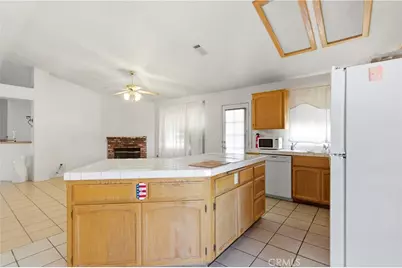 16433 Pauhaska, Apple Valley, CA 92307 - Photo 19
