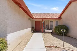 16433 Pauhaska, Apple Valley, CA 92307 - Photo 7