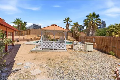 16433 Pauhaska, Apple Valley, CA 92307 - Photo 41