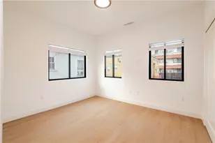 351 S Catalina St, Los Angeles, CA 90020 - Photo 41