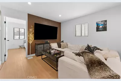 351 S Catalina Street, Los Angeles, CA 90020 - Photo 1