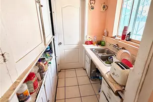 654 W Olive, San Bernardino, CA 92410 - Photo 21