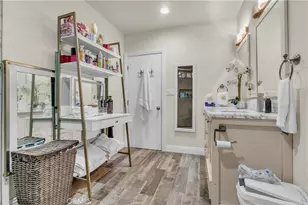 10548 Wiley Burke Ave, Downey, CA 90241 - Photo 7