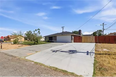 8801 Hickory, California City, CA 93505 - Photo 3