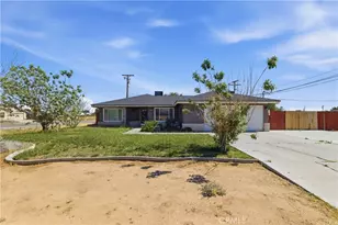 8801 Hickory, California City, CA 93505 - Photo 47