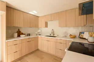 8125 Redlands St, Playa del Rey, CA 90293 - Photo 13