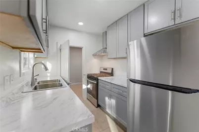 833 N Humphreys, Los Angeles, CA 90022 - Photo 13