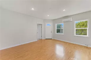 833 N Humphreys, Los Angeles, CA 90022 - Photo 11