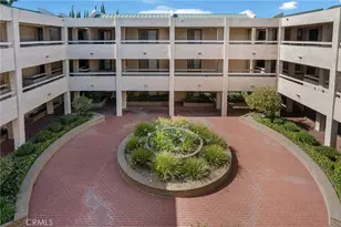 12141 Centralia St, Lakewood, CA 90715 - Photo 37
