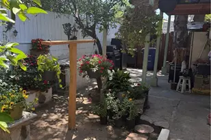 290 E Woodbury Rd, Altadena, CA 91001 - Photo 9