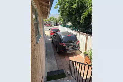 290 E Woodbury Rd, Altadena, CA 91001 - Photo 3