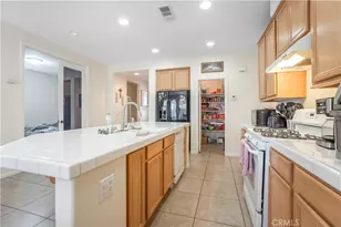 984 Queen Annes, Beaumont, CA 92223 - Photo 19