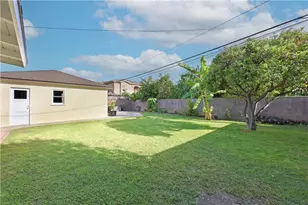 8614 Lubec, Downey, CA 90240 - Photo 31