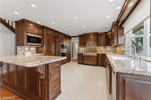 25011 Luna Bonita Dr, Laguna Hills, CA 92653 - Photo 15