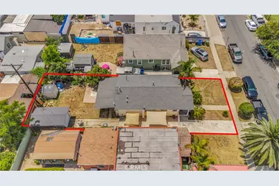 818 W 104th, Los Angeles, CA 90044 - Photo 11