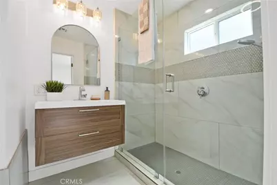 11861 S San Pedro, Los Angeles, CA 90061 - Photo 17