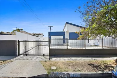 11861 S San Pedro, Los Angeles, CA 90061 - Photo 3