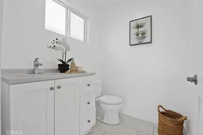 11861 S San Pedro, Los Angeles, CA 90061 - Photo 19