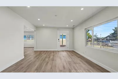 1933 W 43rd Place, Los Angeles, CA 90062 - Photo 11