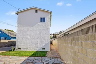 1933 W 43rd Pl, Los Angeles, CA 90062 - Photo 49