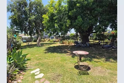 1020 W 220th Street, Torrance, CA 90502 - Photo 9