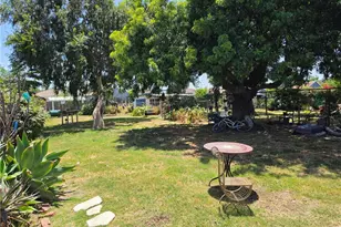 1020 W 220th St, Torrance, CA 90502 - Photo 9