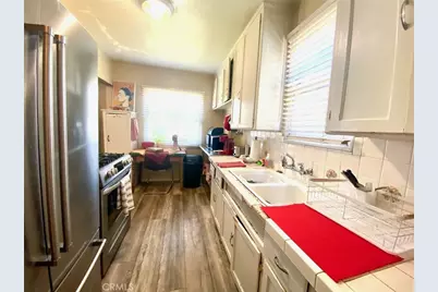 1020 W 220th Street, Torrance, CA 90502 - Photo 5