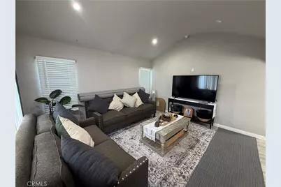 14906 S Lime Ave, Compton, CA 90221 - Photo 3