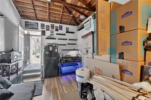 937 937 Fremont St, Pomona, CA 91766 - Photo 17