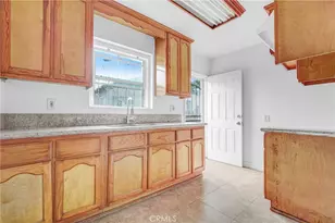 2227 E 112th, Los Angeles, CA 90059 - Photo 19
