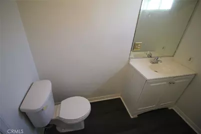758 E 106th Street, Los Angeles, CA 90002 - Photo 31