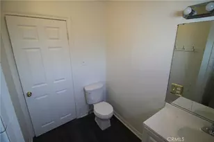 758 E 106th St, Los Angeles, CA 90002 - Photo 33