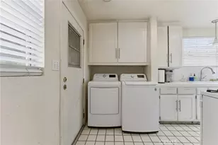 12236 Elva, Los Angeles, CA 90059 - Photo 23
