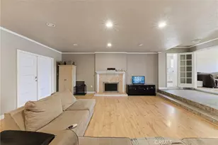 12236 Elva, Los Angeles, CA 90059 - Photo 13