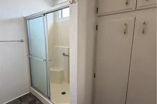 9161 Santa Fe E Ave, Hesperia, CA 92345 - Photo 17