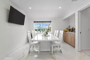 8109 Greenbush Ave, Panorama City, CA 91402 - Photo 9