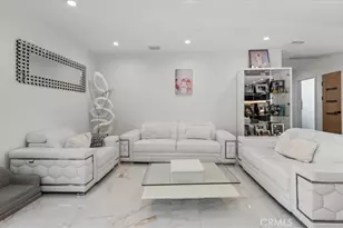 8109 Greenbush Ave, Panorama City, CA 91402 - Photo 7