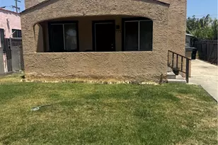 723 104th Pl, Los Angeles, CA 90044 - Photo 1