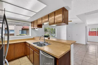 16600 Seville, Fontana, CA 92335 - Photo 9