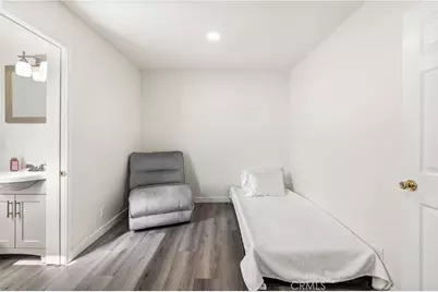 8030 Blandwood, Downey, CA 90240 - Photo 21