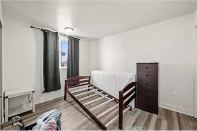 844 W 78th Street, Los Angeles, CA 90044 - Photo 49
