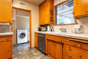 2201 Roosevelt Ave, Altadena, CA 91001 - Photo 13
