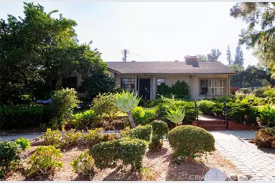 2201 Roosevelt Avenue, Altadena, CA 91001 - Photo 3