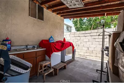 221 E 25th, Los Angeles, CA 90011 - Photo 41