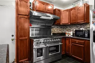 221 E 25th, Los Angeles, CA 90011 - Photo 11