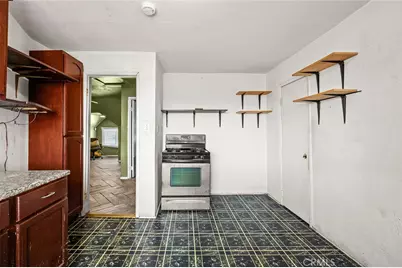 221 E 25th, Los Angeles, CA 90011 - Photo 27