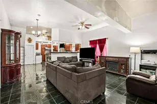 221 E 25th, Los Angeles, CA 90011 - Photo 7