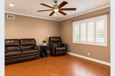 811 E Saint James Avenue, Orange, CA 92865 - Photo 5