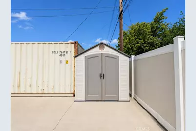 811 E Saint James Avenue, Orange, CA 92865 - Photo 15