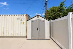 811 E St James Ave, Orange, CA 92865 - Photo 15